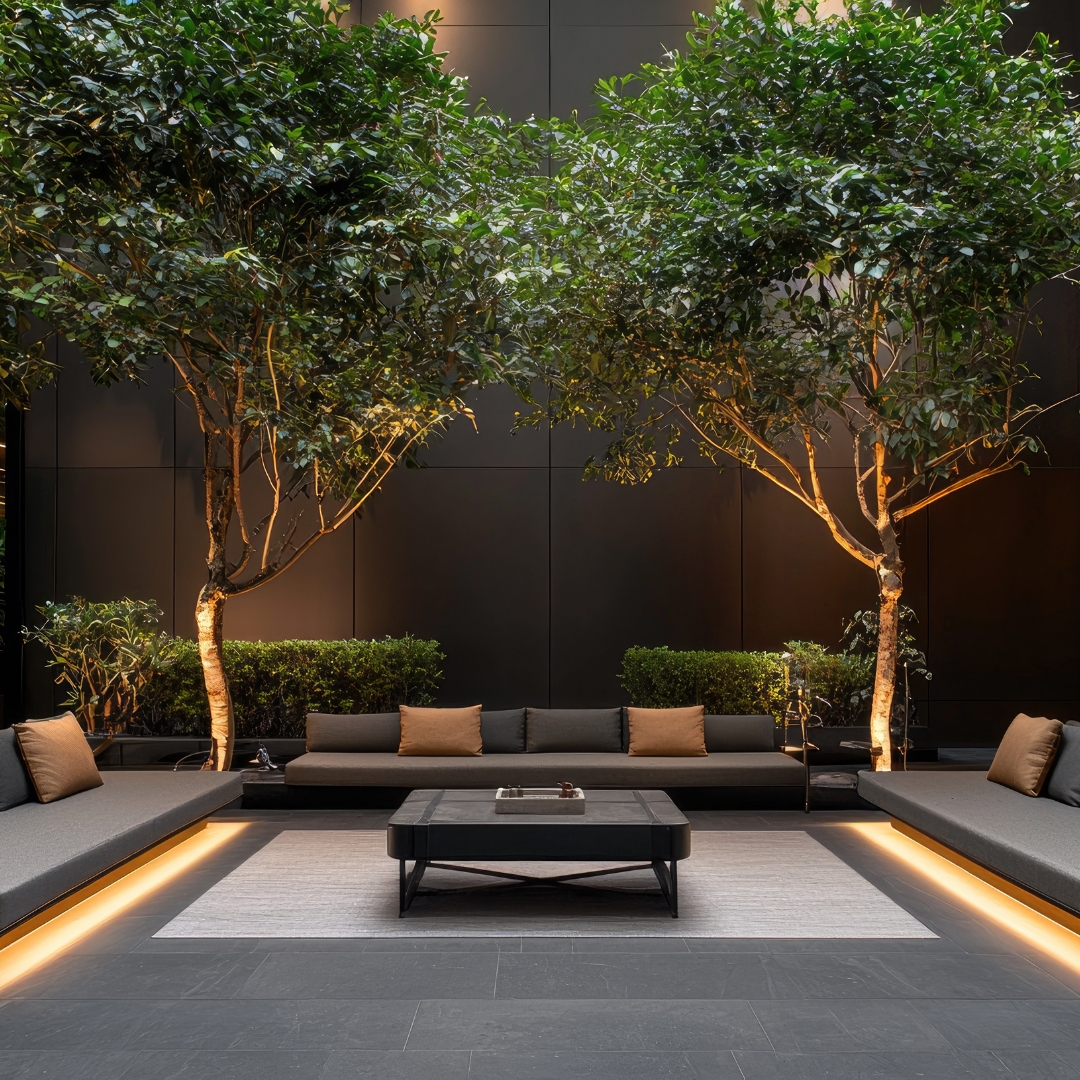 Gallery chair detail